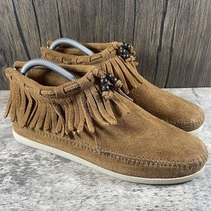 Minnetonka Light Brown Suede Side Zip Ankle Boots Beaded Concho Women’s Size 8.5